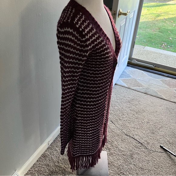 NWT Decree Knit Duster Long Cardigan Purple Snowdrift Fringe Hem Medium Stripes - Picture 5 of 14
